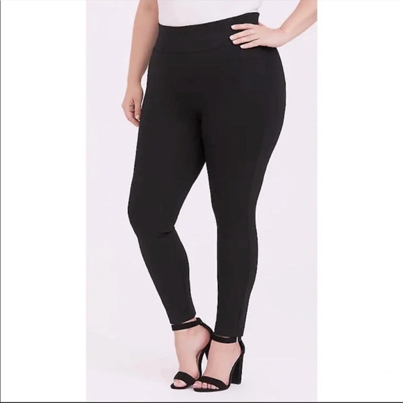 Torrid Black Ponte Pull On Stretch Pants - Picture 6 of 6